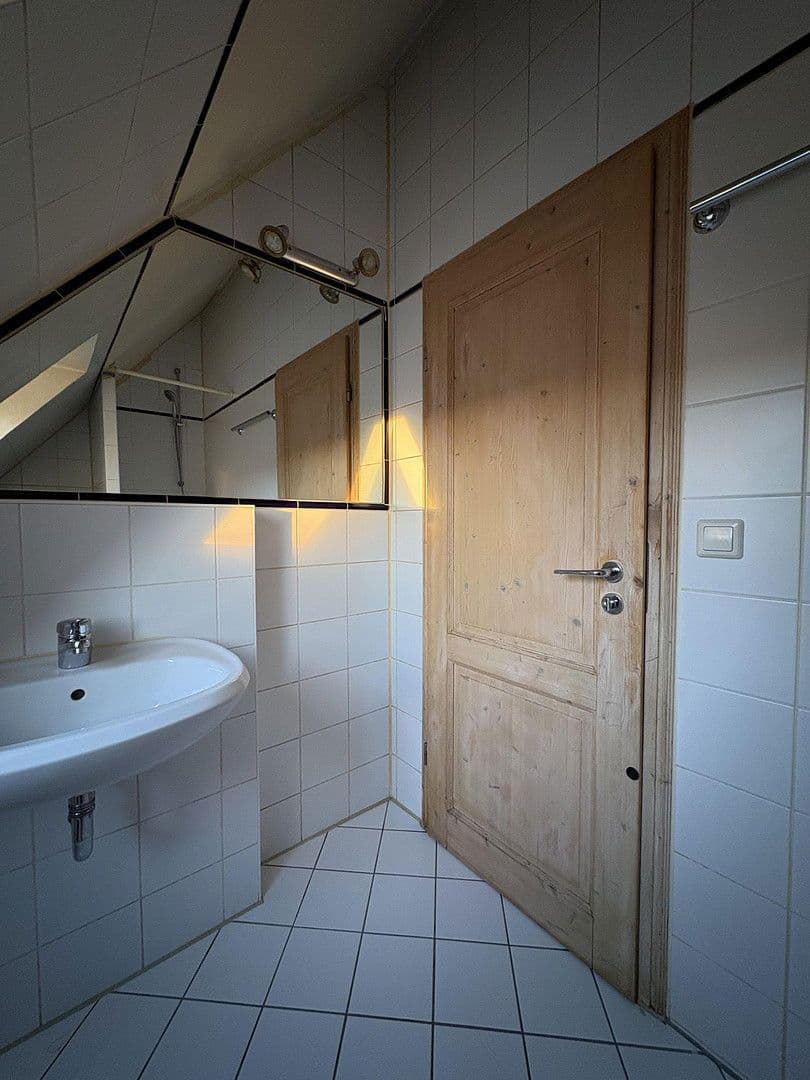 Pronájem bytu 1+1 18 m², Schleswigweg 3, Schwäbisch Hall, Bádensko-Württembersko Pronájem bytu 1+1 18 m², Schleswigweg 3, Schwäbisch Hall, Bádensko-Württembersko