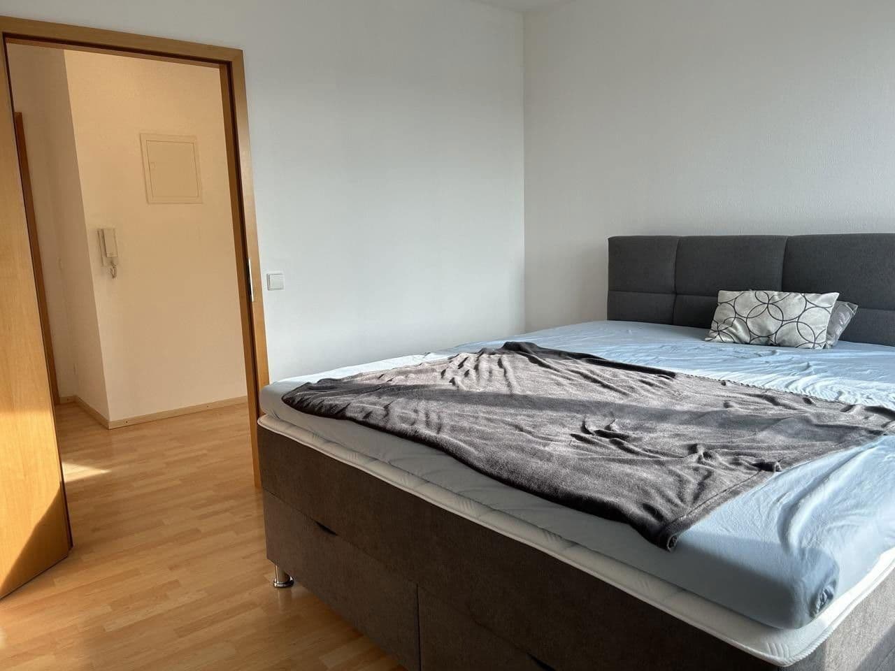 Pronájem bytu 2+1 60 m², Kurt-Tucholsky-Straße 21, Ditzingen, Bádensko-Württembersko Pronájem bytu 2+1 60 m², Kurt-Tucholsky-Straße 21, Ditzingen, Bádensko-Württembersko