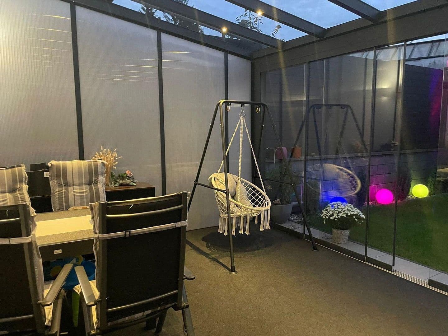 Prodej domu 146 m², pozemek 148 m², Oligschlägerweg 17, Solingen, Severní Porýní-Vestfálsko Prodej domu 146 m², pozemek 148 m², Oligschlägerweg 17, Solingen, Severní Porýní-Vestfálsko