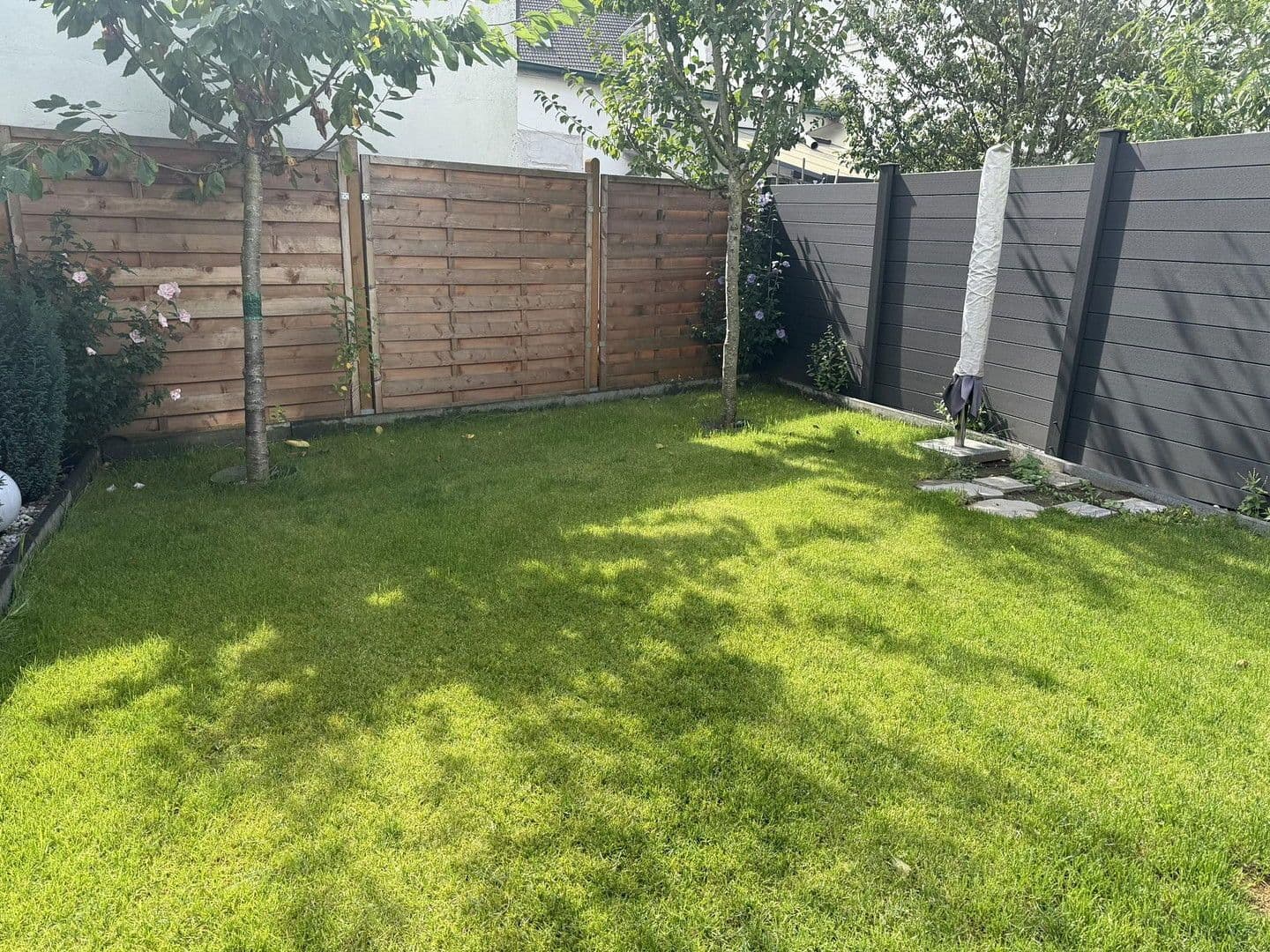 Prodej domu 146 m², pozemek 148 m², Oligschlägerweg 17, Solingen, Severní Porýní-Vestfálsko Prodej domu 146 m², pozemek 148 m², Oligschlägerweg 17, Solingen, Severní Porýní-Vestfálsko