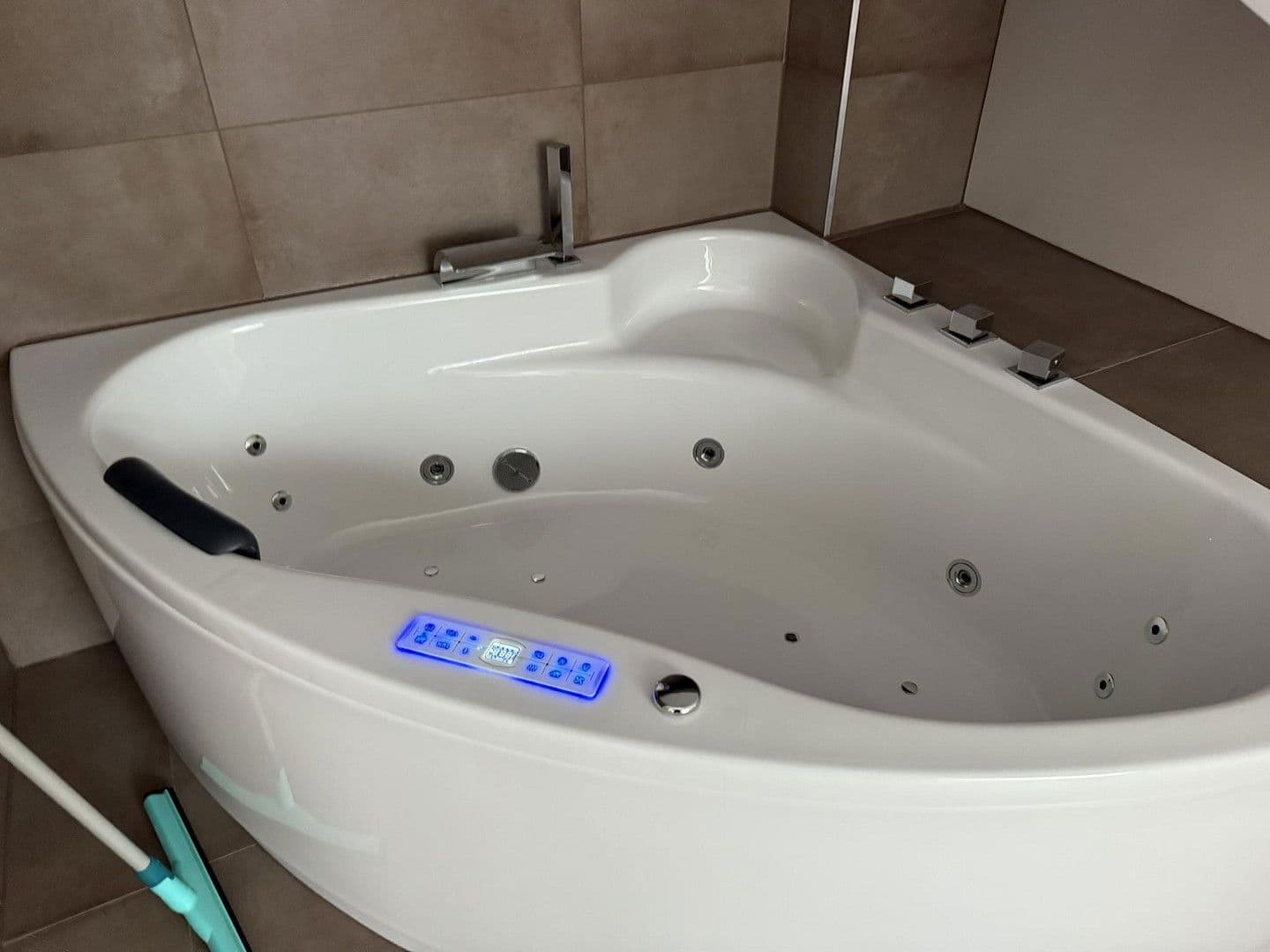 Prodej domu 146 m², pozemek 148 m², Oligschlägerweg 17, Solingen, Severní Porýní-Vestfálsko Prodej domu 146 m², pozemek 148 m², Oligschlägerweg 17, Solingen, Severní Porýní-Vestfálsko