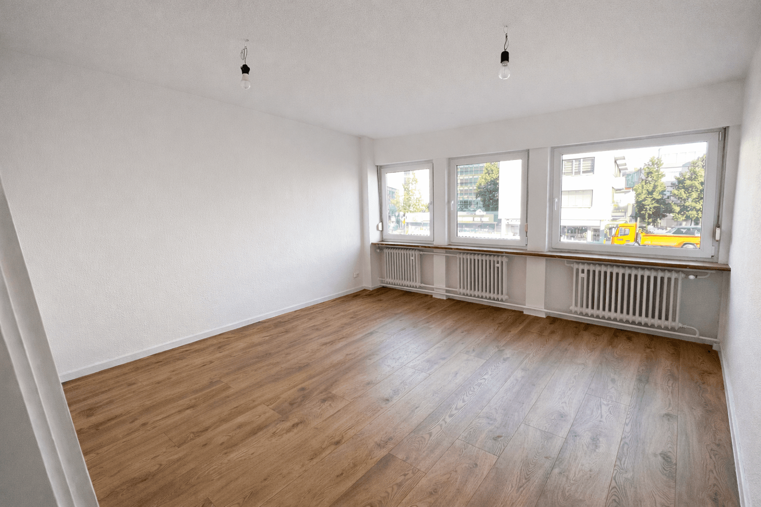 Pronájem bytu 3+1 86 m², Ulm, Bádensko-Württembersko Pronájem bytu 3+1 86 m², Ulm, Bádensko-Württembersko