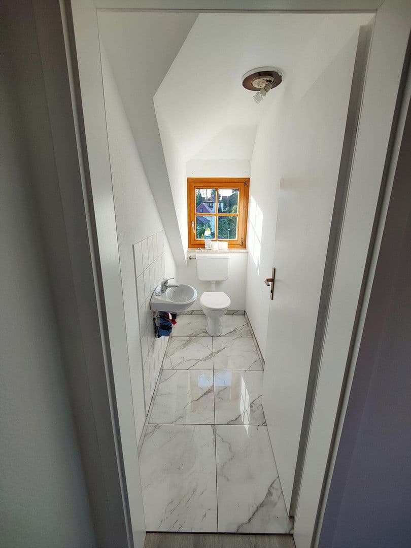 Pronájem bytu 2+kk 63 m², Ellwangen (Jagst), Bádensko-Württembersko Pronájem bytu 2+kk 63 m², Ellwangen (Jagst), Bádensko-Württembersko