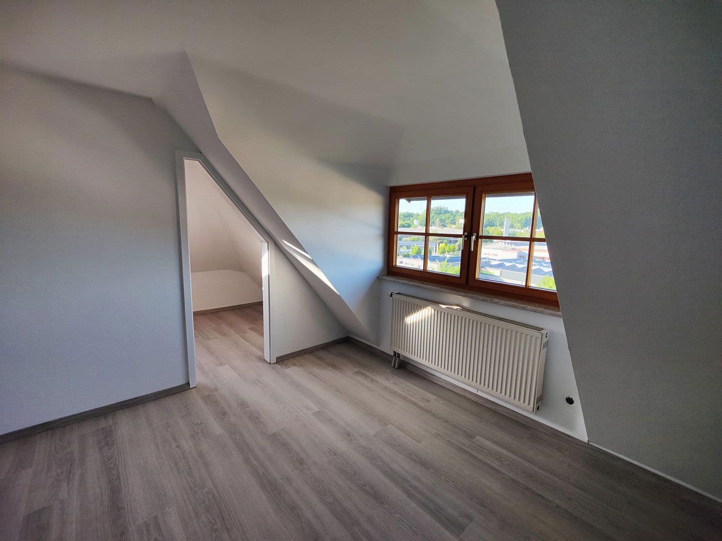 Pronájem bytu 2+kk 63 m², Ellwangen (Jagst), Bádensko-Württembersko Pronájem bytu 2+kk 63 m², Ellwangen (Jagst), Bádensko-Württembersko