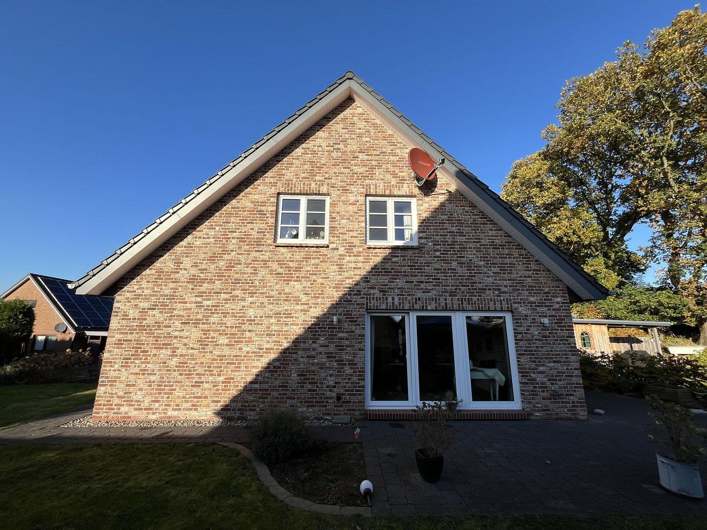 Prodej domu 146 m², pozemek 815 m², Tellingstedt, Šlesvicko-Holštýnsko Prodej domu 146 m², pozemek 815 m², Tellingstedt, Šlesvicko-Holštýnsko