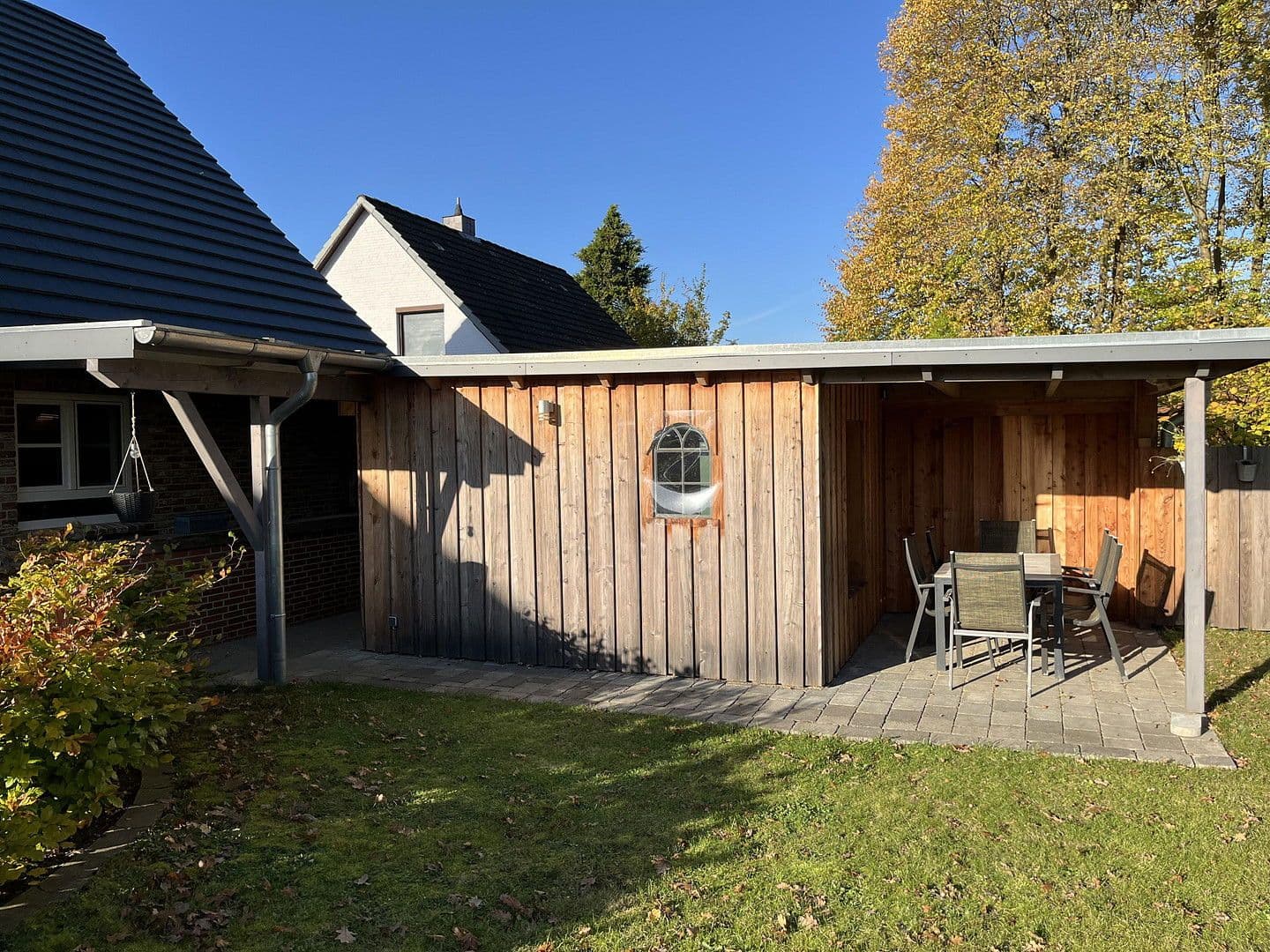 Prodej domu 146 m², pozemek 815 m², Tellingstedt, Šlesvicko-Holštýnsko Prodej domu 146 m², pozemek 815 m², Tellingstedt, Šlesvicko-Holštýnsko