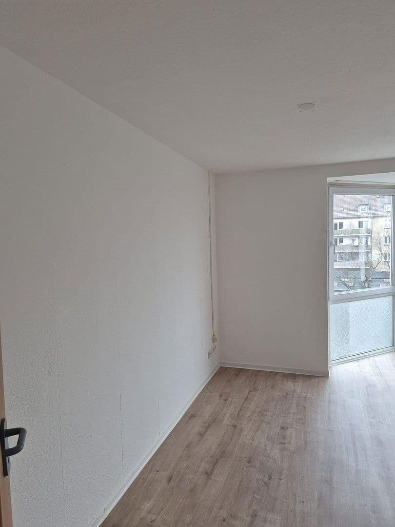 Pronájem bytu 1+1 26 m², Haus-Berge-Str. 38-40, Essen, Severní Porýní-Vestfálsko Pronájem bytu 1+1 26 m², Haus-Berge-Str. 38-40, Essen, Severní Porýní-Vestfálsko