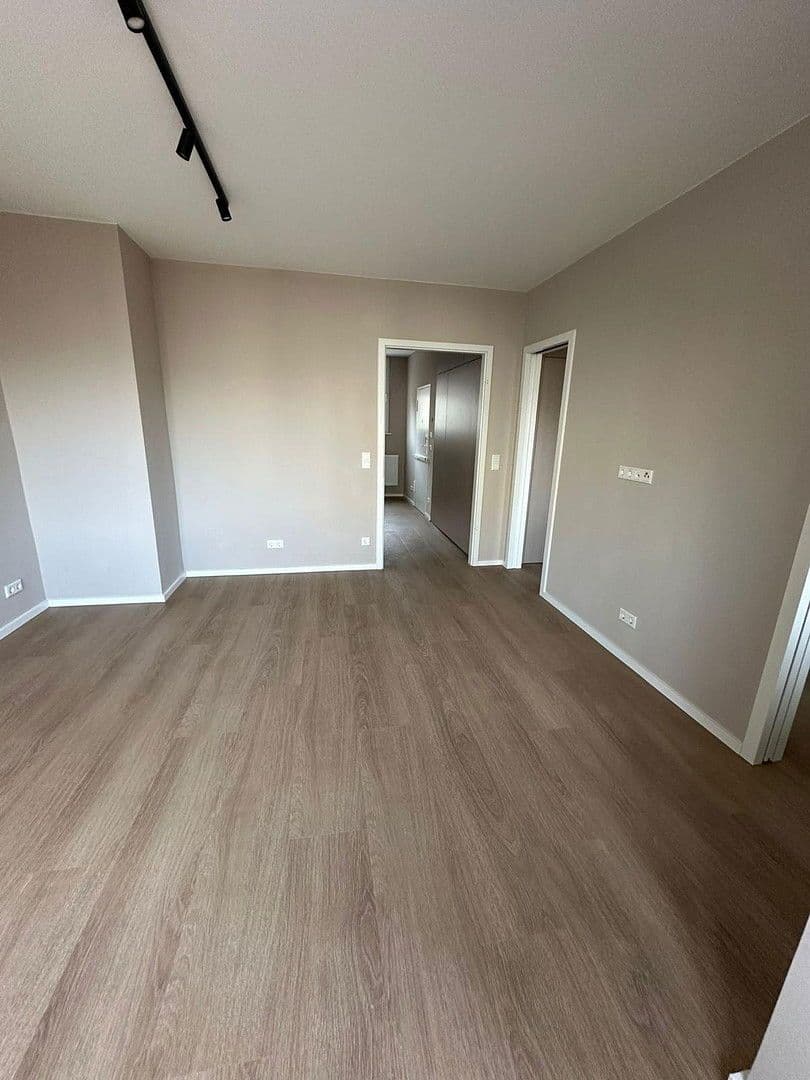 Pronájem bytu 2+1 50 m², Gotha-Allee 36, Berlin, Berlín Pronájem bytu 2+1 50 m², Gotha-Allee 36, Berlin, Berlín