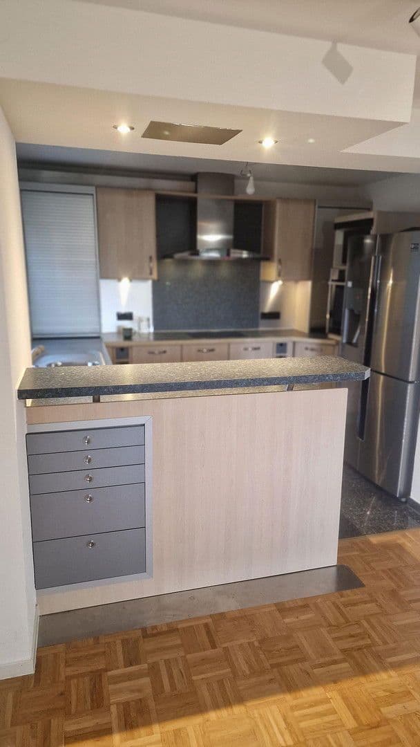 Prodej bytu 3+1 93 m², Untergruppenbach, Bádensko-Württembersko Prodej bytu 3+1 93 m², Untergruppenbach, Bádensko-Württembersko