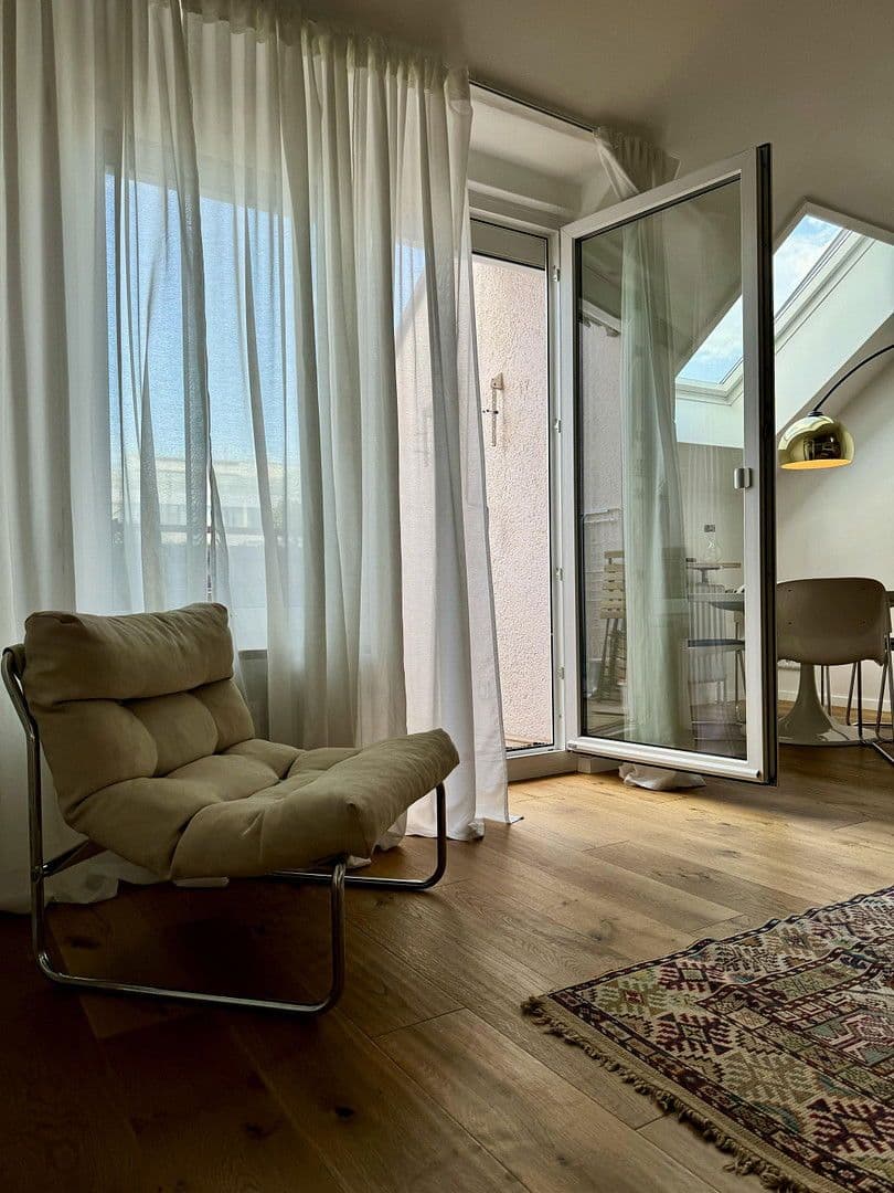 Pronájem bytu 4+kk 90 m², München, Bavorsko Pronájem bytu 4+kk 90 m², München, Bavorsko