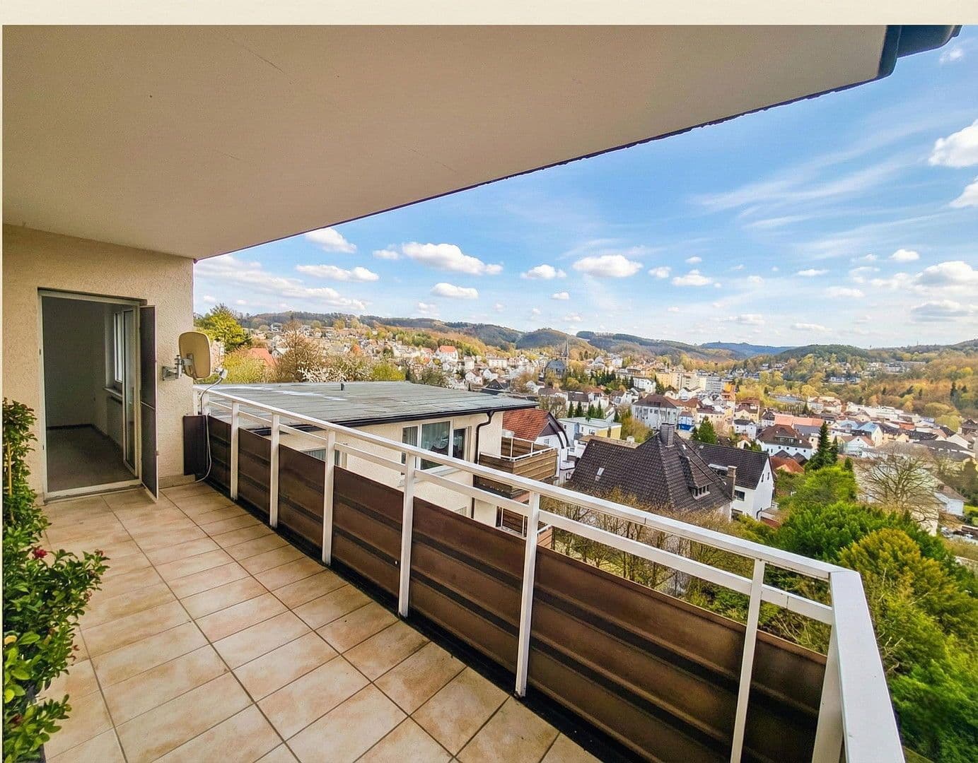 Pronájem bytu 3+kk 98 m², Gartenstraße 13, Werdohl, Severní Porýní-Vestfálsko Pronájem bytu 3+kk 98 m², Gartenstraße 13, Werdohl, Severní Porýní-Vestfálsko