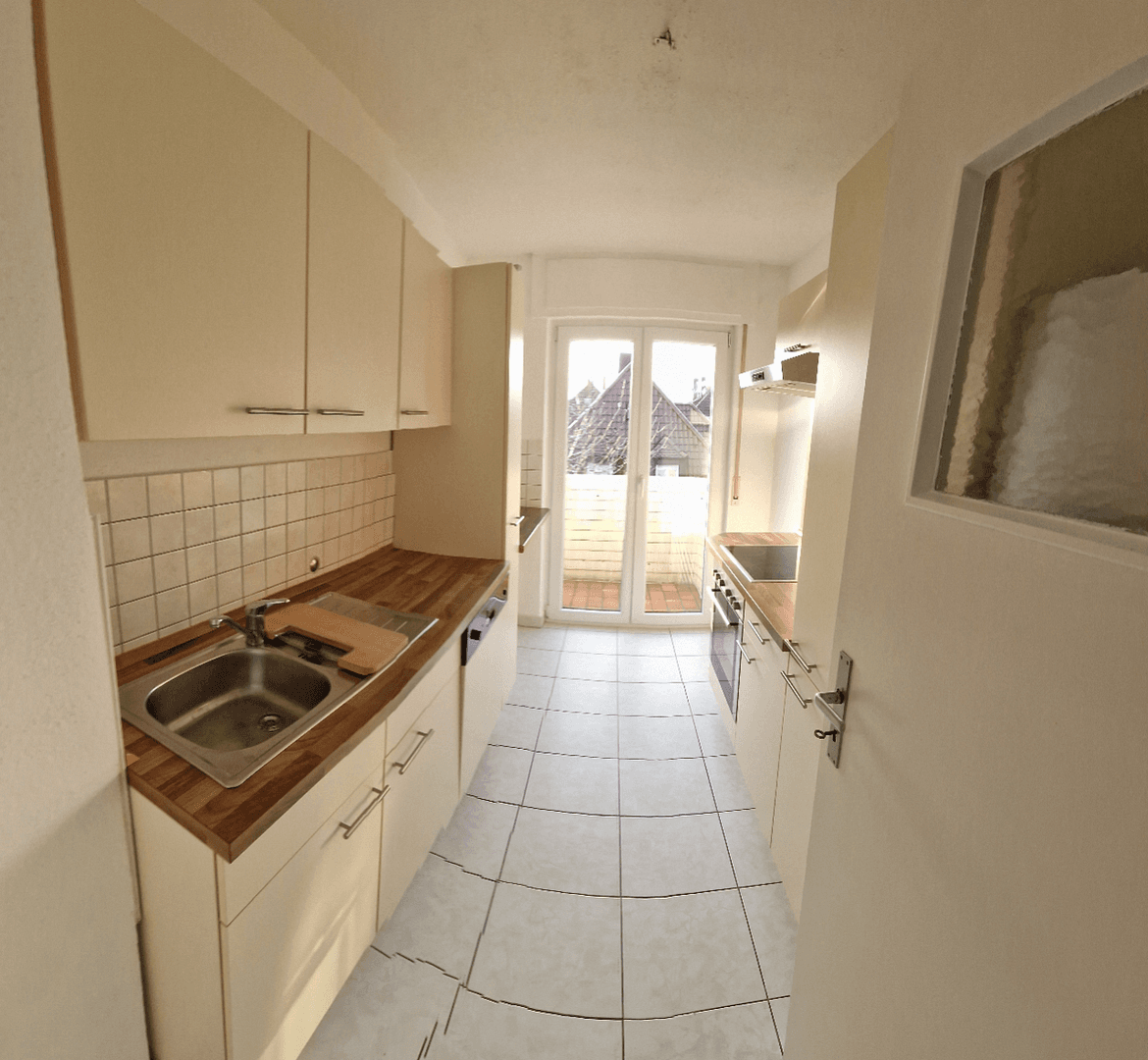 Prodej bytu 3+1 61 m², Schillerstr. 47, Heilbronn, Bádensko-Württembersko Prodej bytu 3+1 61 m², Schillerstr. 47, Heilbronn, Bádensko-Württembersko