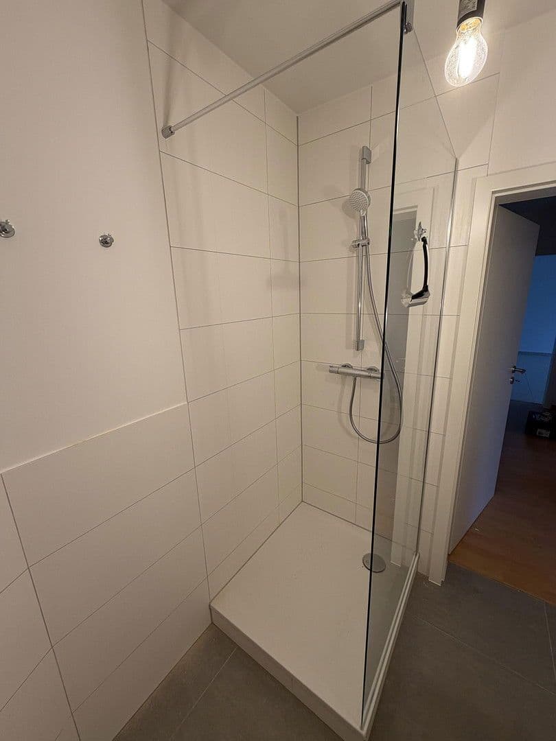 Pronájem bytu 2+1 68 m², Kirchweg 68, Adendorf, Dolní Sasko Pronájem bytu 2+1 68 m², Kirchweg 68, Adendorf, Dolní Sasko