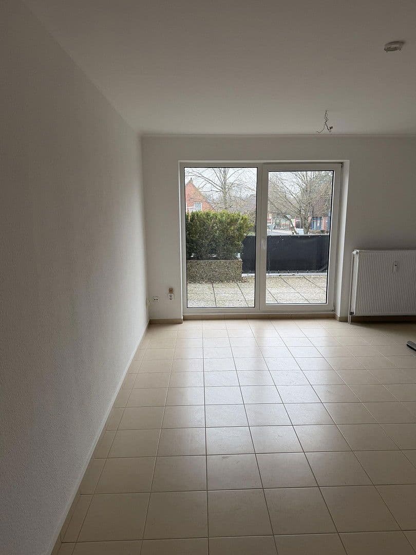 Pronájem bytu 2+1 68 m², Kirchweg 68, Adendorf, Dolní Sasko Pronájem bytu 2+1 68 m², Kirchweg 68, Adendorf, Dolní Sasko