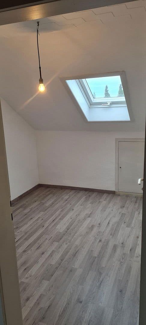 Pronájem domu 107 m², pozemek 239 m², Ehningen, Bádensko-Württembersko Pronájem domu 107 m², pozemek 239 m², Ehningen, Bádensko-Württembersko