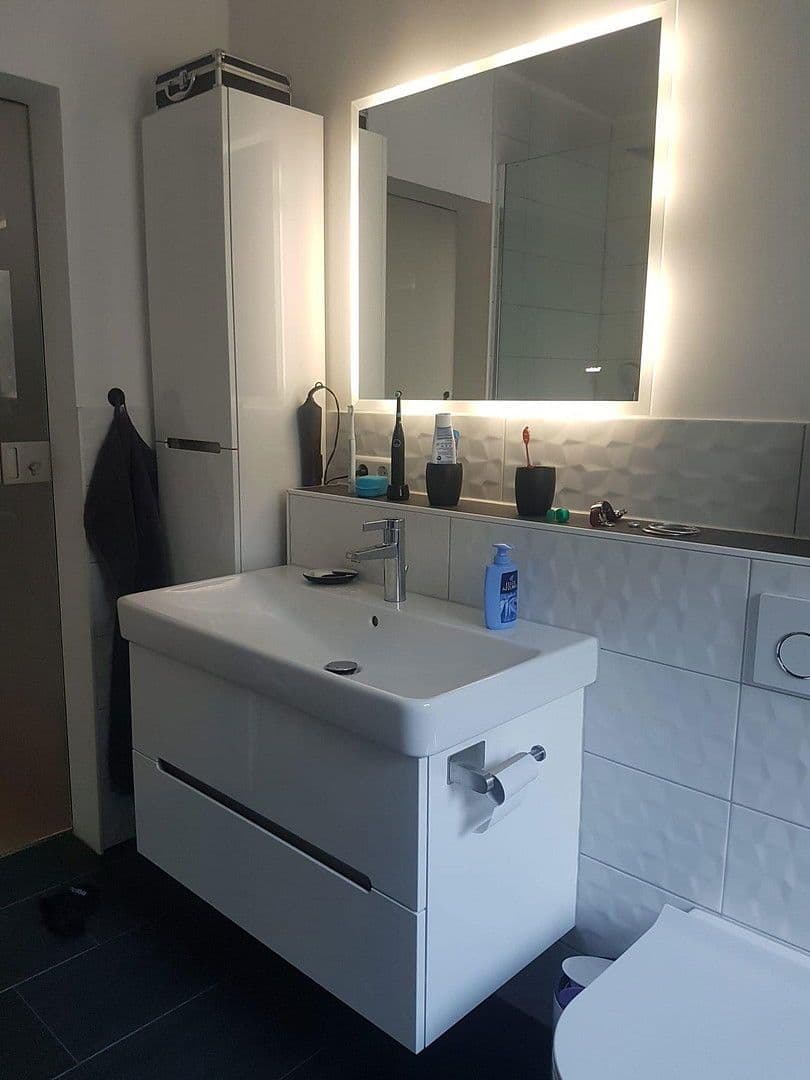 Prodej domu 180 m², pozemek 604 m², Neckarsteinach, Hessen Prodej domu 180 m², pozemek 604 m², Neckarsteinach, Hessen