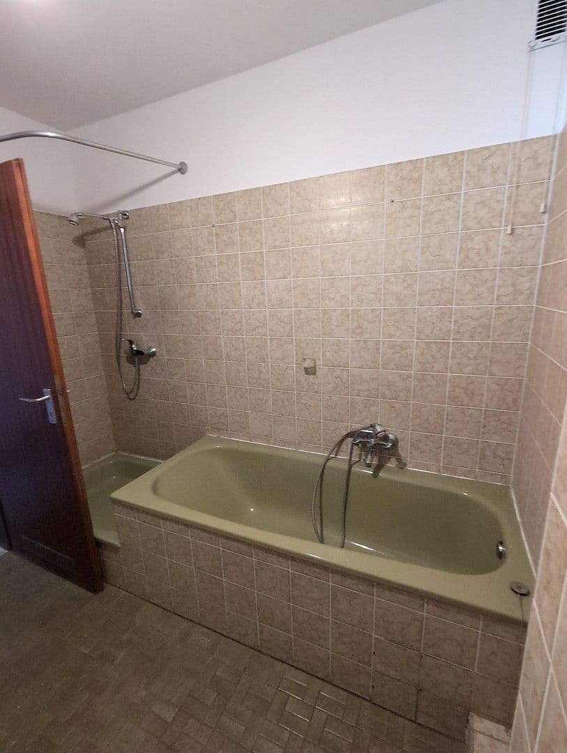 Prodej bytu 2+1 67 m², Geschwister-Scholl-Str., Hamburg-Eppendorf, Hamburg Prodej bytu 2+1 67 m², Geschwister-Scholl-Str., Hamburg-Eppendorf, Hamburg