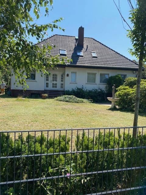 Prodej domu 220 m², pozemek 1.041 m², Berlin, Berlín Prodej domu 220 m², pozemek 1.041 m², Berlin, Berlín