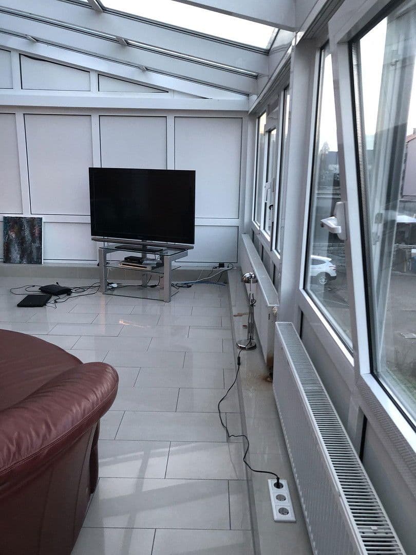 Pronájem bytu 7+1 211 m², Leverkusen, Severní Porýní-Vestfálsko Pronájem bytu 7+1 211 m², Leverkusen, Severní Porýní-Vestfálsko