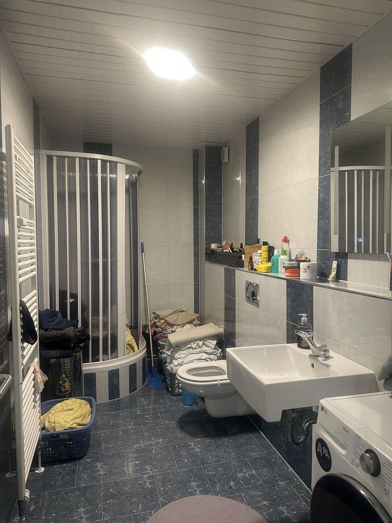 Pronájem bytu 7+1 211 m², Leverkusen, Severní Porýní-Vestfálsko Pronájem bytu 7+1 211 m², Leverkusen, Severní Porýní-Vestfálsko