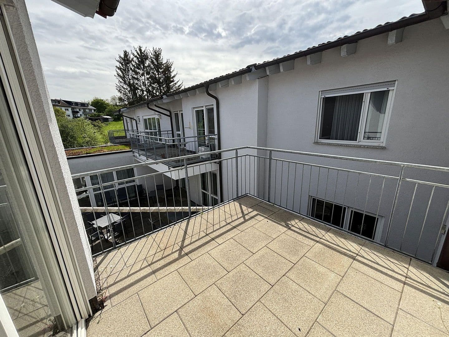 Pronájem bytu 2+1 58 m², Hofäcker 12, Allmersbach im Tal, Bádensko-Württembersko Pronájem bytu 2+1 58 m², Hofäcker 12, Allmersbach im Tal, Bádensko-Württembersko