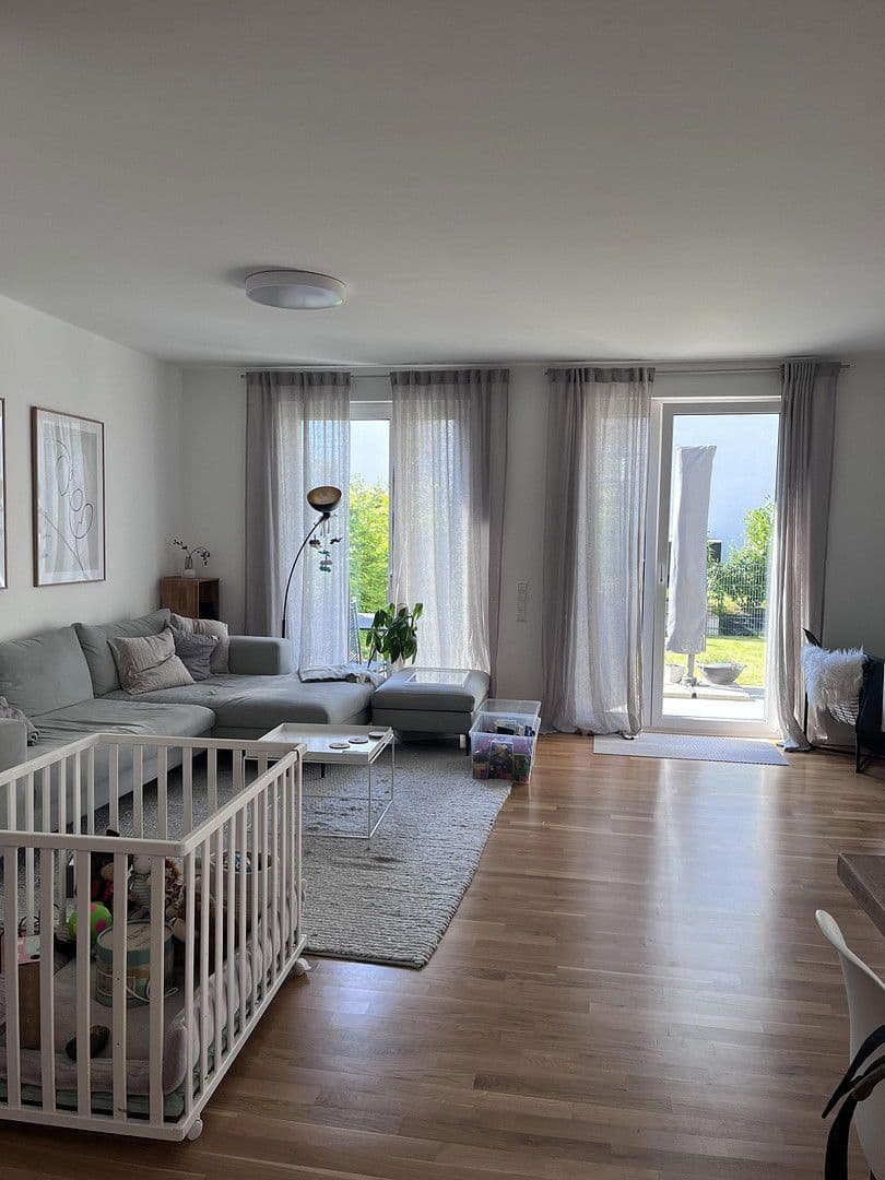 Prodej domu 156 m², pozemek 285 m², Karben, Hessen Prodej domu 156 m², pozemek 285 m², Karben, Hessen