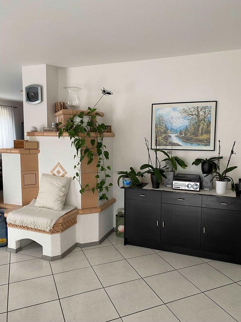 Prodej domu 156 m², pozemek 230 m², Schwäbisch Hall, Bádensko-Württembersko Prodej domu 156 m², pozemek 230 m², Schwäbisch Hall, Bádensko-Württembersko