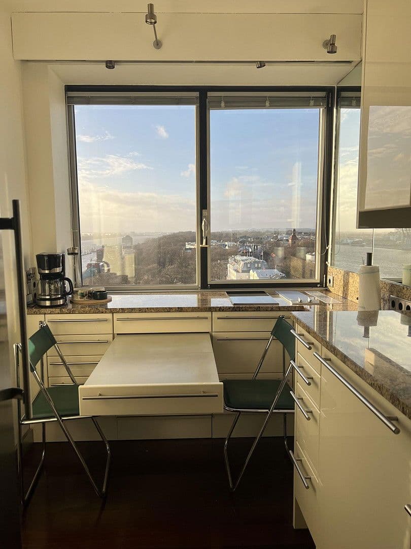 Pronájem bytu 3+1 80 m², Palmaille 35, Hamburg, Hamburg Pronájem bytu 3+1 80 m², Palmaille 35, Hamburg, Hamburg