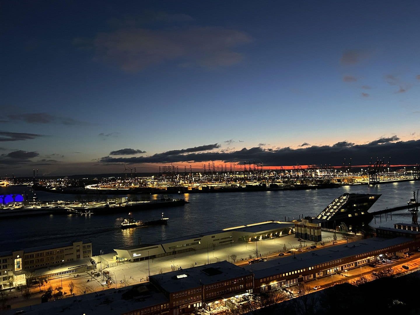 Pronájem bytu 3+1 80 m², Palmaille 35, Hamburg, Hamburg Pronájem bytu 3+1 80 m², Palmaille 35, Hamburg, Hamburg