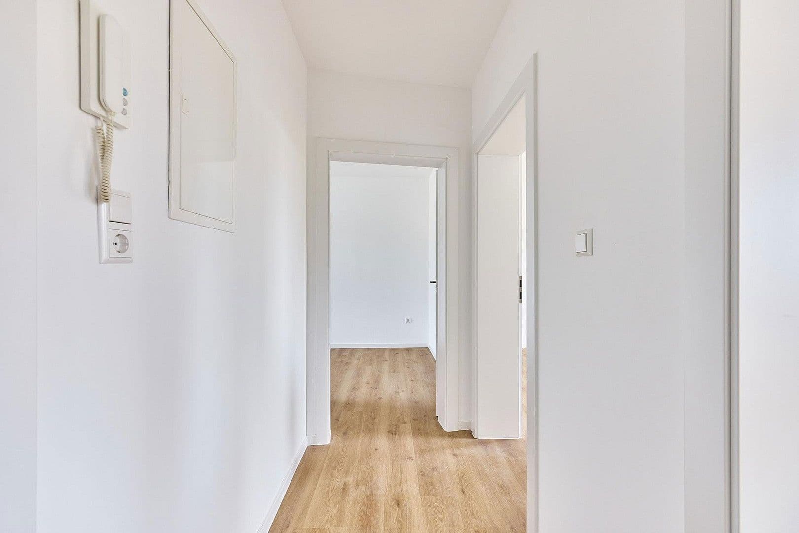Pronájem bytu 2+kk 64 m², Amerikaner Str. 13, Mannheim, Bádensko-Württembersko Pronájem bytu 2+kk 64 m², Amerikaner Str. 13, Mannheim, Bádensko-Württembersko