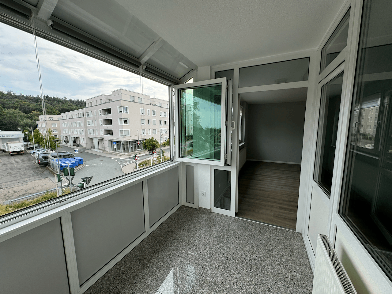 Pronájem bytu 2+1 57 m², Hohemarkstr. 143, Oberursel (Taunus), Hessen Pronájem bytu 2+1 57 m², Hohemarkstr. 143, Oberursel (Taunus), Hessen