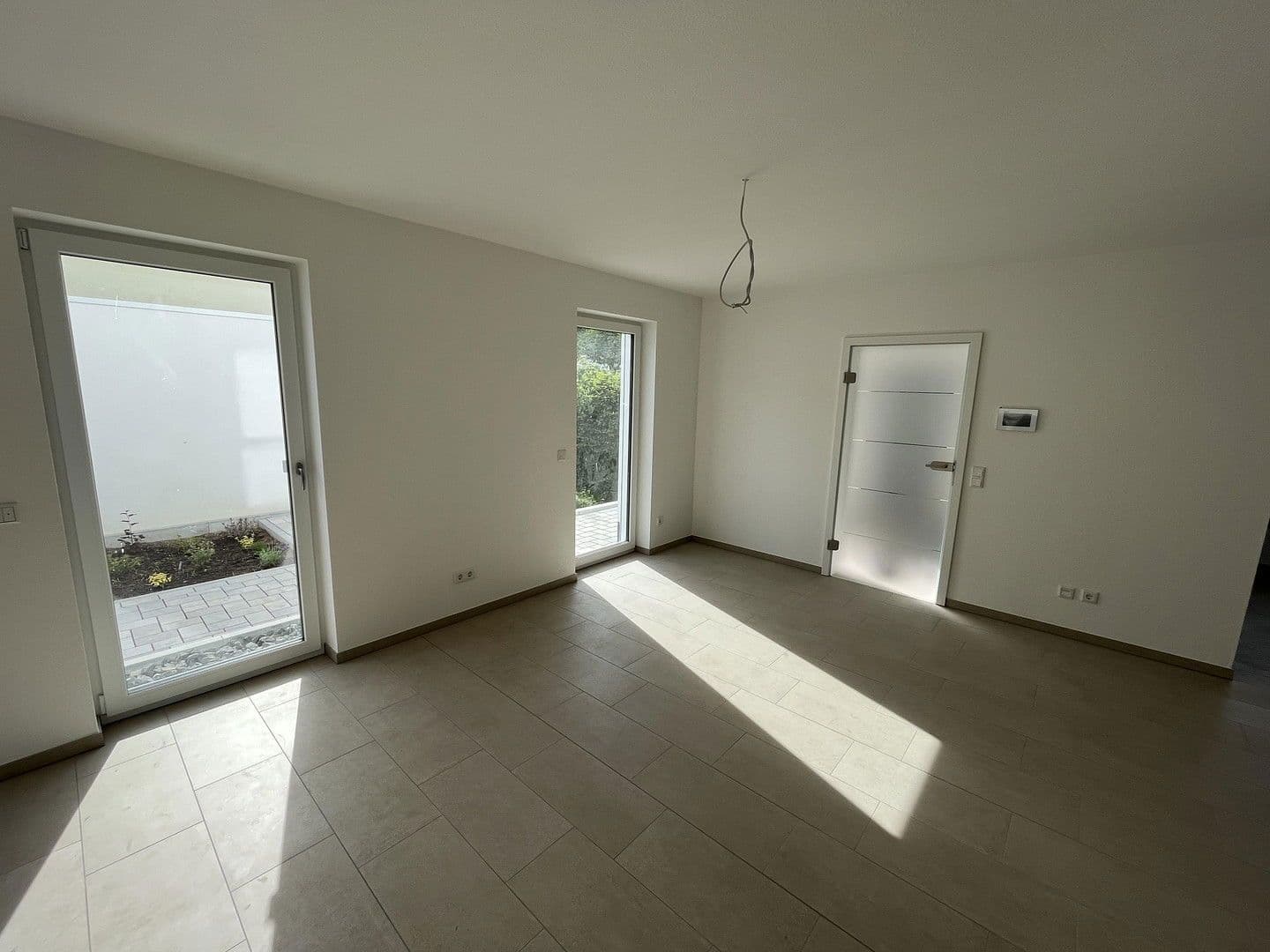 Pronájem domu 144 m², pozemek 252 m², Haibach, Bavorsko Pronájem domu 144 m², pozemek 252 m², Haibach, Bavorsko