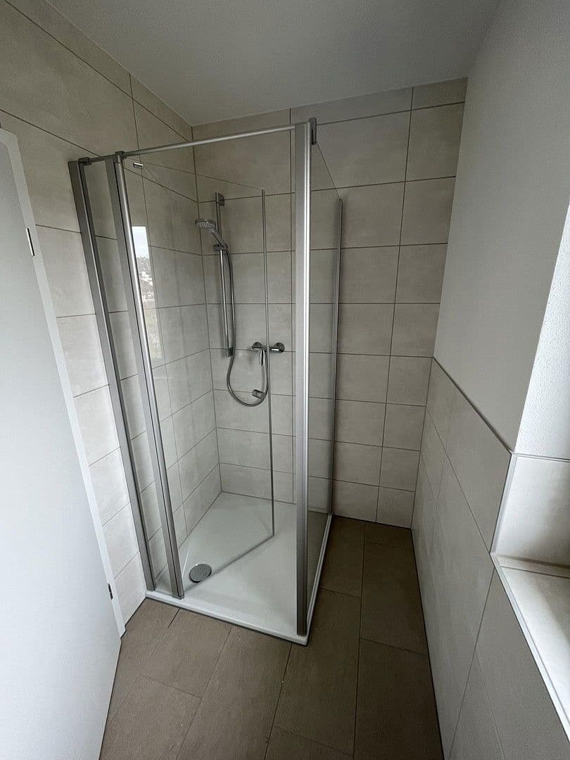 Pronájem domu 144 m², pozemek 252 m², Haibach, Bavorsko Pronájem domu 144 m², pozemek 252 m², Haibach, Bavorsko