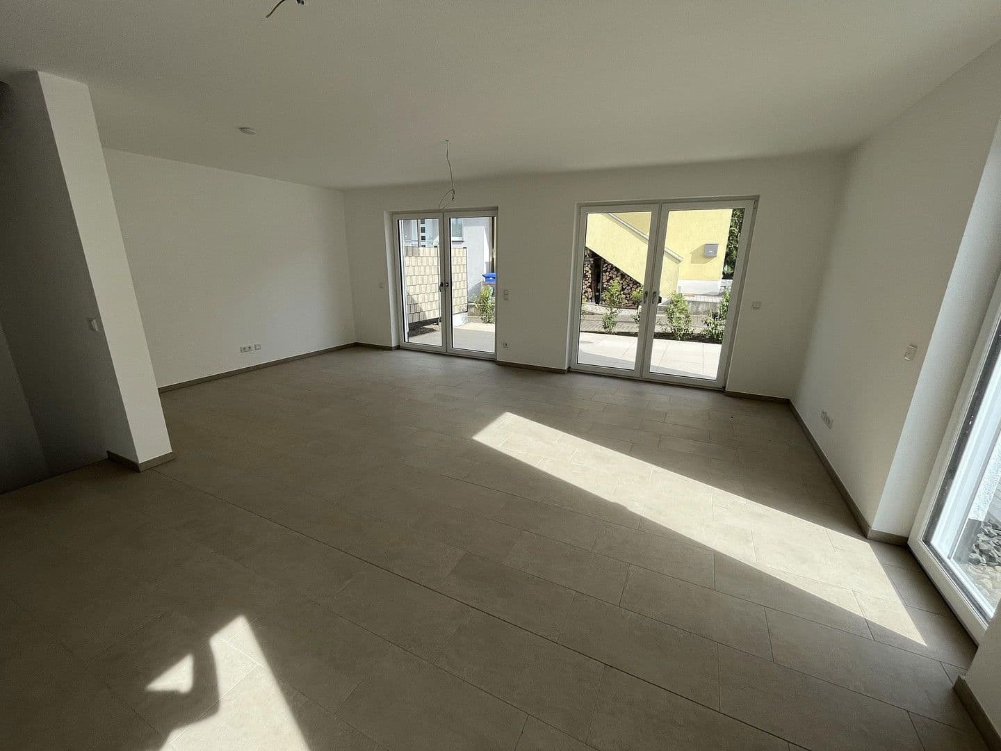 Pronájem domu 144 m², pozemek 252 m², Haibach, Bavorsko Pronájem domu 144 m², pozemek 252 m², Haibach, Bavorsko