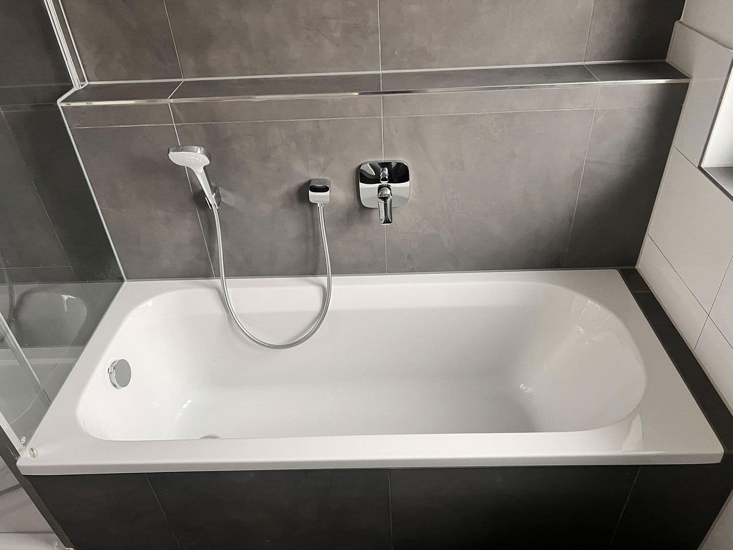 Pronájem bytu 4+1 101 m², Rieslingstraße 10, Abstatt, Bádensko-Württembersko Pronájem bytu 4+1 101 m², Rieslingstraße 10, Abstatt, Bádensko-Württembersko