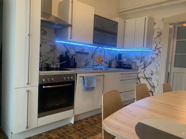 Pronájem bytu 4+kk 104 m², Bahnhofsrasse, Feldafing, Bavorsko Pronájem bytu 4+kk 104 m², Bahnhofsrasse, Feldafing, Bavorsko