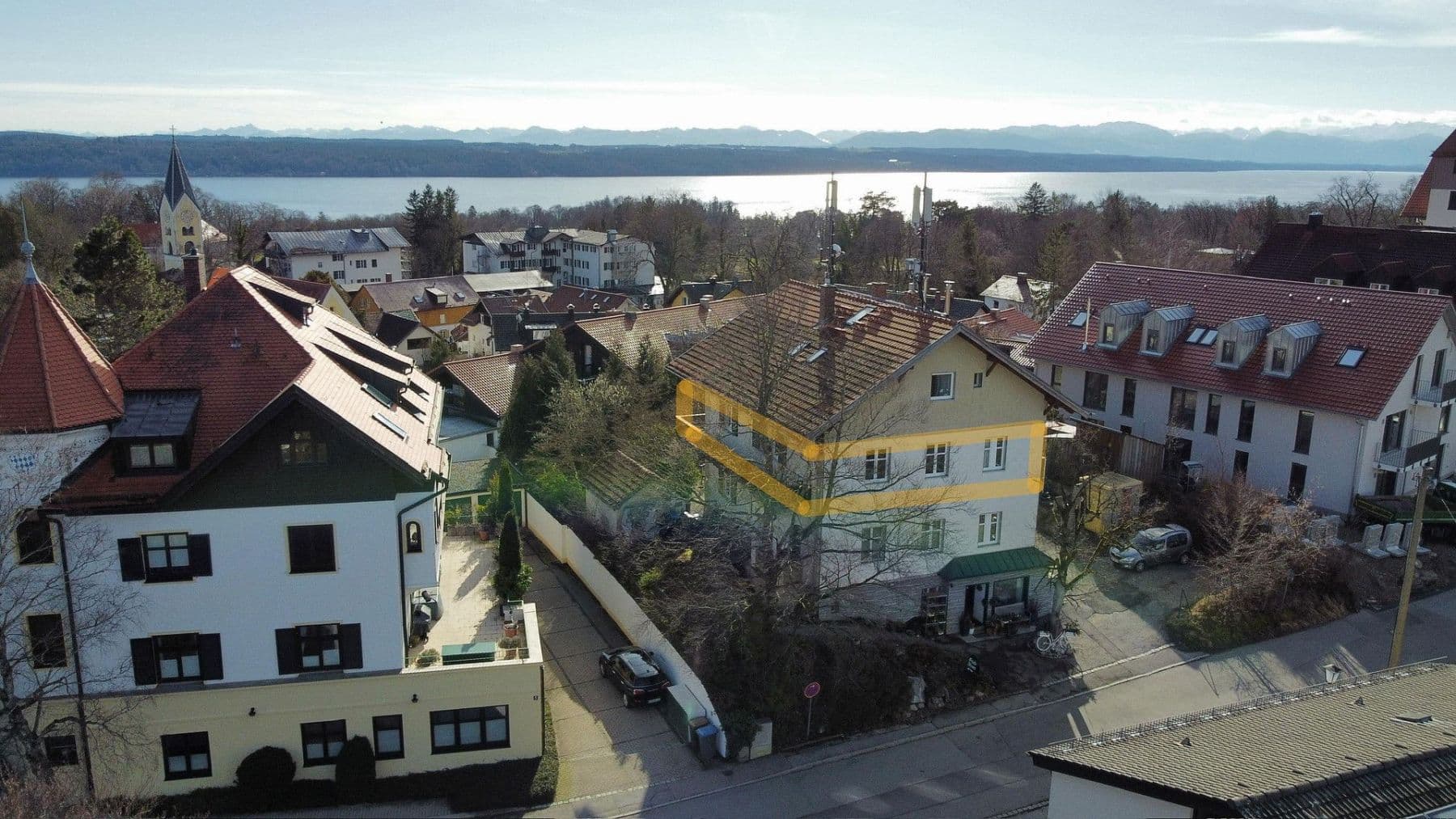 Pronájem bytu 4+kk 104 m², Bahnhofsrasse, Feldafing, Bavorsko Pronájem bytu 4+kk 104 m², Bahnhofsrasse, Feldafing, Bavorsko