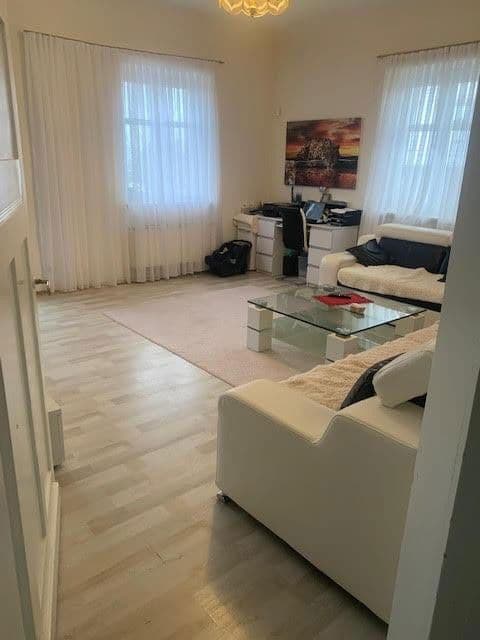 Pronájem bytu 4+kk 104 m², Bahnhofsrasse, Feldafing, Bavorsko Pronájem bytu 4+kk 104 m², Bahnhofsrasse, Feldafing, Bavorsko