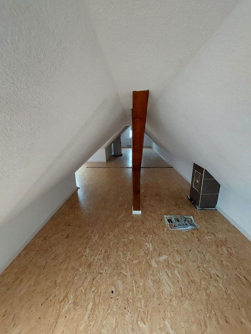 Pronájem bytu 3+kk 99 m², Pfarrgasse 10, Göppingen, Bádensko-Württembersko Pronájem bytu 3+kk 99 m², Pfarrgasse 10, Göppingen, Bádensko-Württembersko