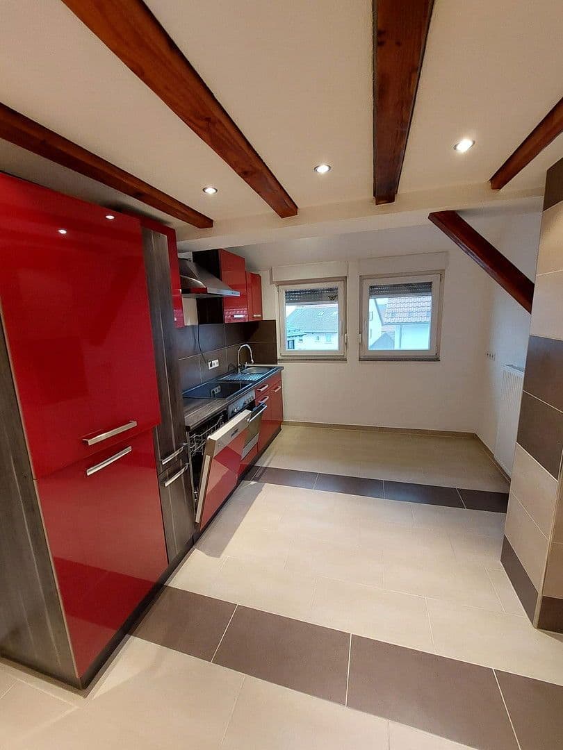 Pronájem bytu 3+kk 99 m², Pfarrgasse 10, Göppingen, Bádensko-Württembersko Pronájem bytu 3+kk 99 m², Pfarrgasse 10, Göppingen, Bádensko-Württembersko