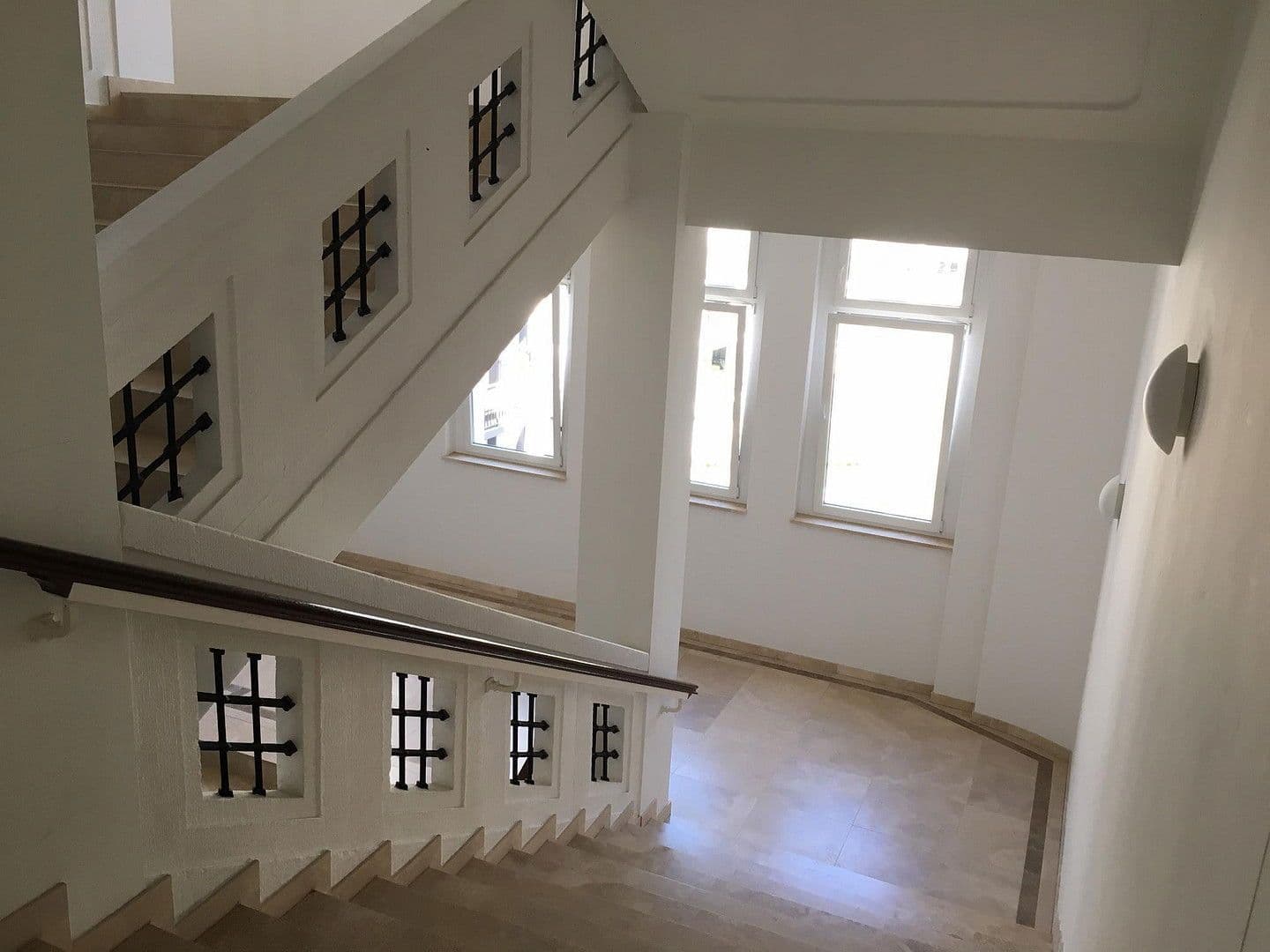 Pronájem bytu 2+1 71 m², Maistr. 45, München, Bavorsko Pronájem bytu 2+1 71 m², Maistr. 45, München, Bavorsko