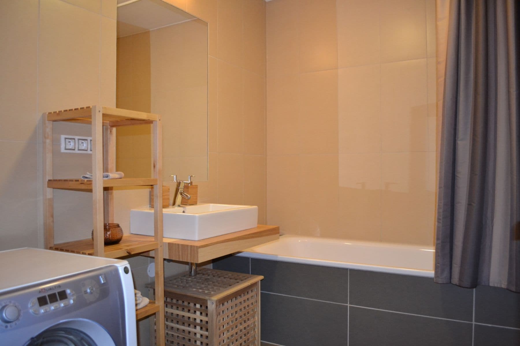 Pronájem bytu 2+kk 55 m², Křižíkova, Praha, Praha Pronájem bytu 2+kk 55 m², Křižíkova, Praha, Praha