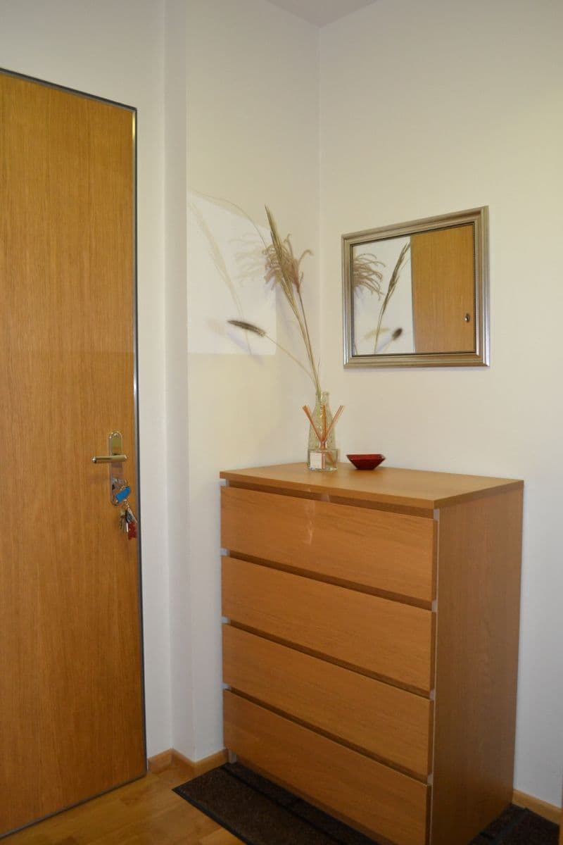 Pronájem bytu 2+kk 55 m², Křižíkova, Praha, Praha Pronájem bytu 2+kk 55 m², Křižíkova, Praha, Praha