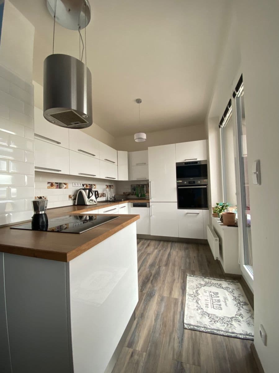 Pronájem bytu 2+kk 55 m², Honzíkova, Praha, Praha Pronájem bytu 2+kk 55 m², Honzíkova, Praha, Praha
