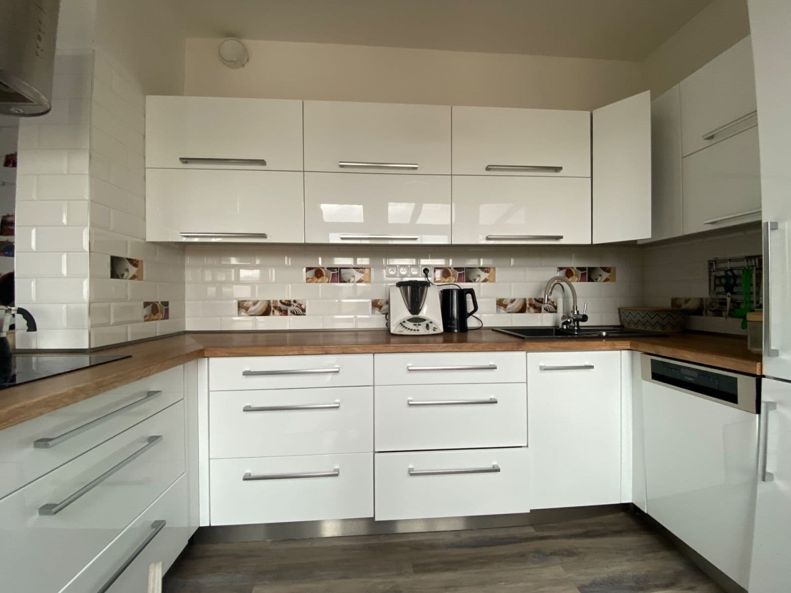 Pronájem bytu 2+kk 55 m², Honzíkova, Praha, Praha Pronájem bytu 2+kk 55 m², Honzíkova, Praha, Praha