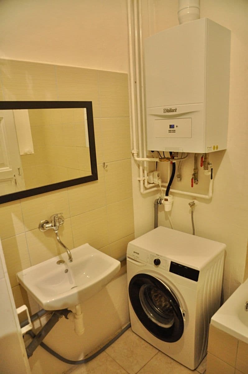 Pronájem bytu 2+kk 60 m², Hartigova, Praha, Praha Pronájem bytu 2+kk 60 m², Hartigova, Praha, Praha