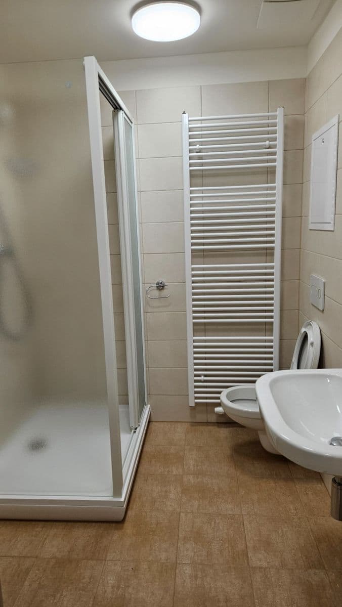 Pronájem bytu 1+kk 23 m², Sinkulova, Praha, Praha Pronájem bytu 1+kk 23 m², Sinkulova, Praha, Praha