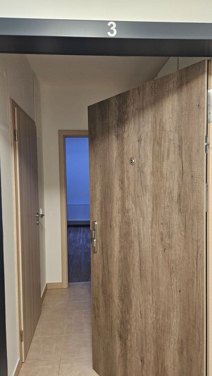 Pronájem bytu 1+kk 23 m², Sinkulova, Praha, Praha Pronájem bytu 1+kk 23 m², Sinkulova, Praha, Praha