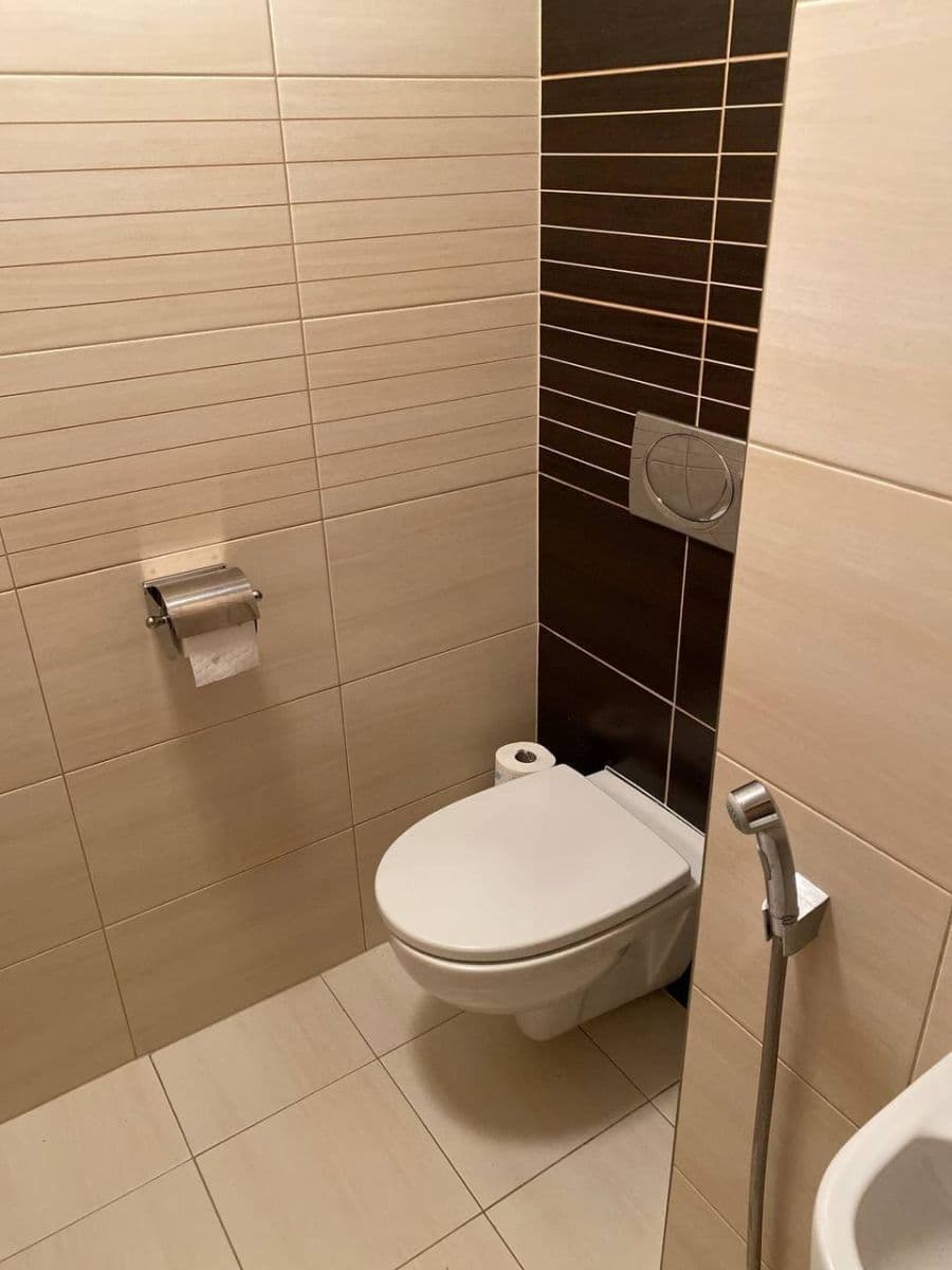 Pronájem bytu 2+1 64 m², Rostovská, Praha, Praha Pronájem bytu 2+1 64 m², Rostovská, Praha, Praha