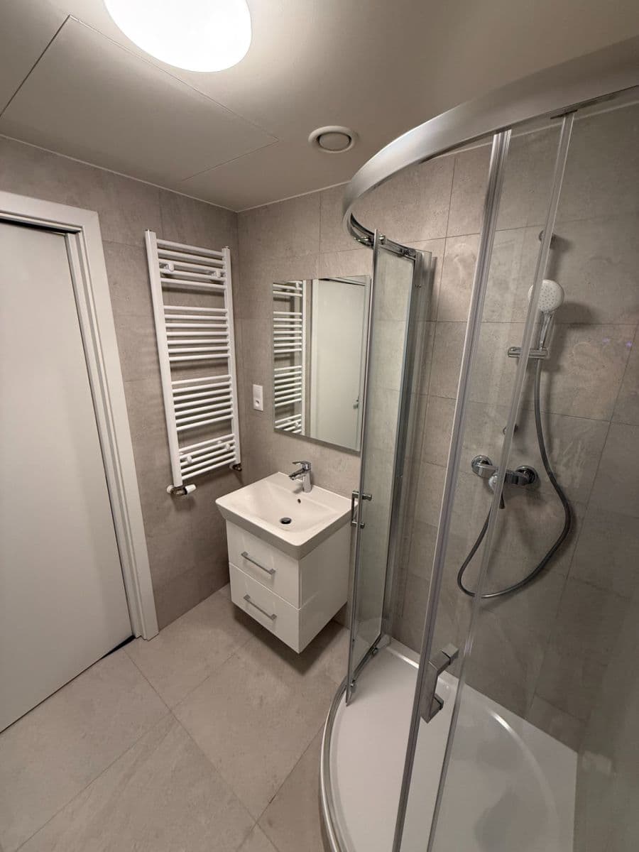 Pronájem bytu 1+kk 32 m², Poděbradská, Praha, Praha Pronájem bytu 1+kk 32 m², Poděbradská, Praha, Praha